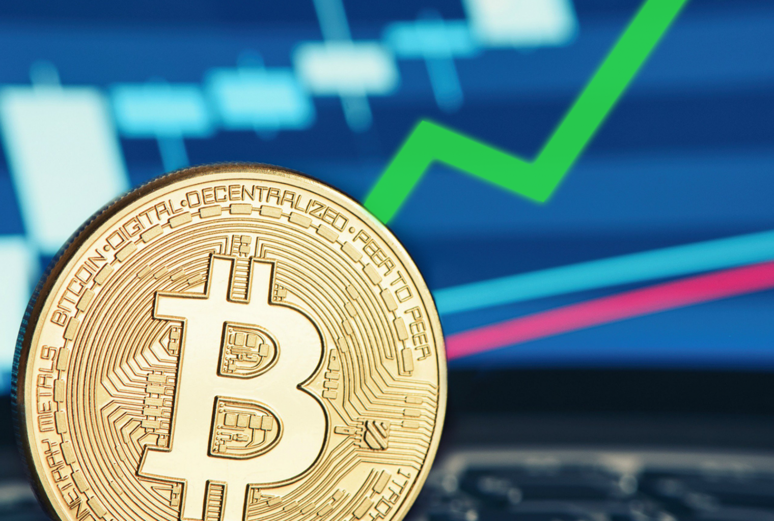 البيتكوين تقفز فوق 10000 دولار مع توسع موجة التفاؤل حول مستقبلها