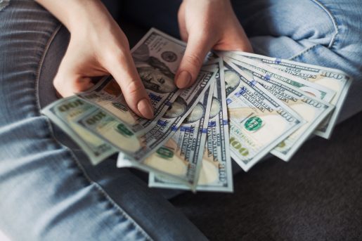 تحركات العملات والسلع الرئيسية والأسهم العالمية اليوم الأربعاء 16 يونيو