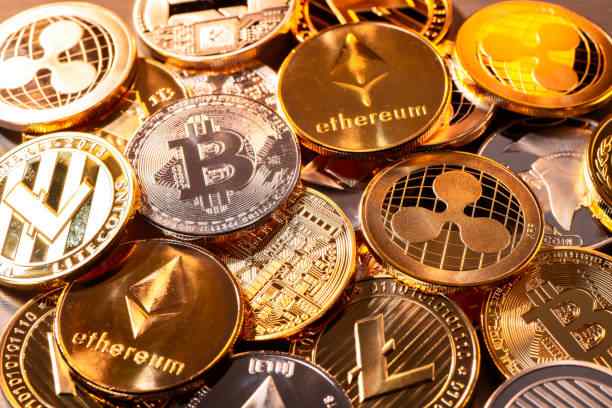 البيتكوين يرتفع في يوم الاثنين بمقدار %3.98 , بالإضافة الى تحديث أسعارا العملات الرقمية