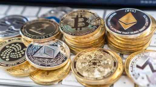 البيتكوين اليوم 10 ابريل يقفز إلى 82 ألف دولار بعد تخفيف ترامب للرسوم الجمركية