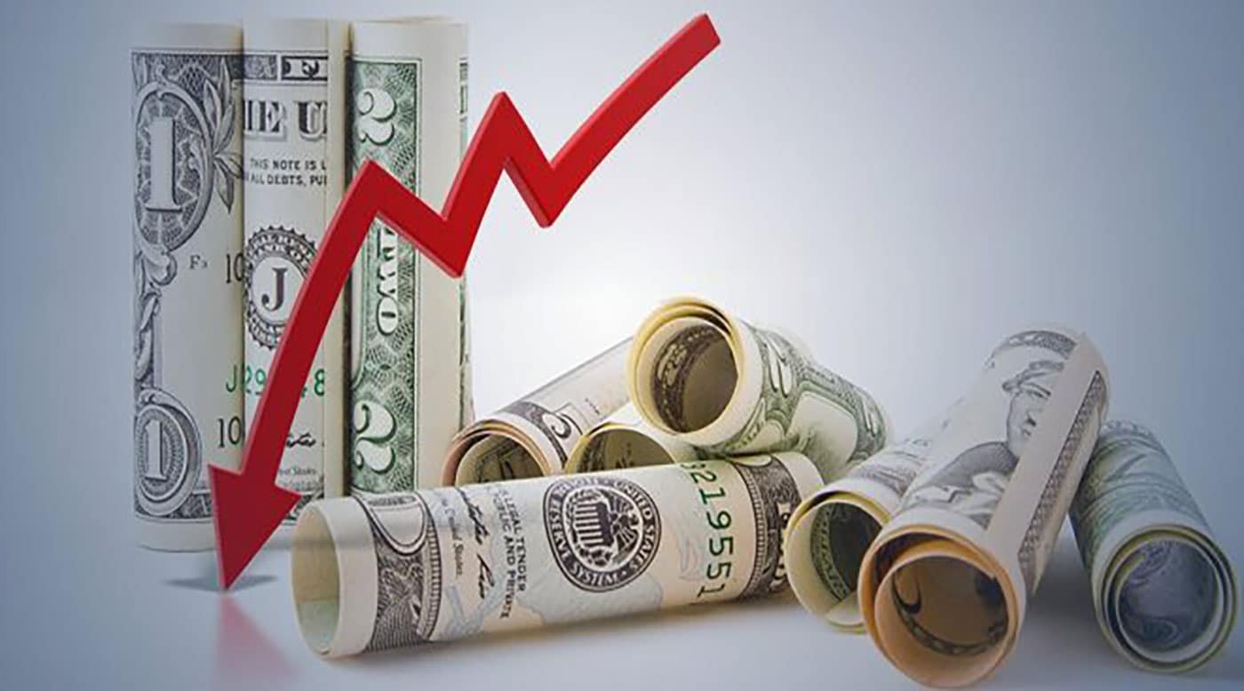 ضغوط ترامب تهز الدولار: انخفاض لأدنى مستوى منذ 2022 وسط دعوات لخفض الفائدة